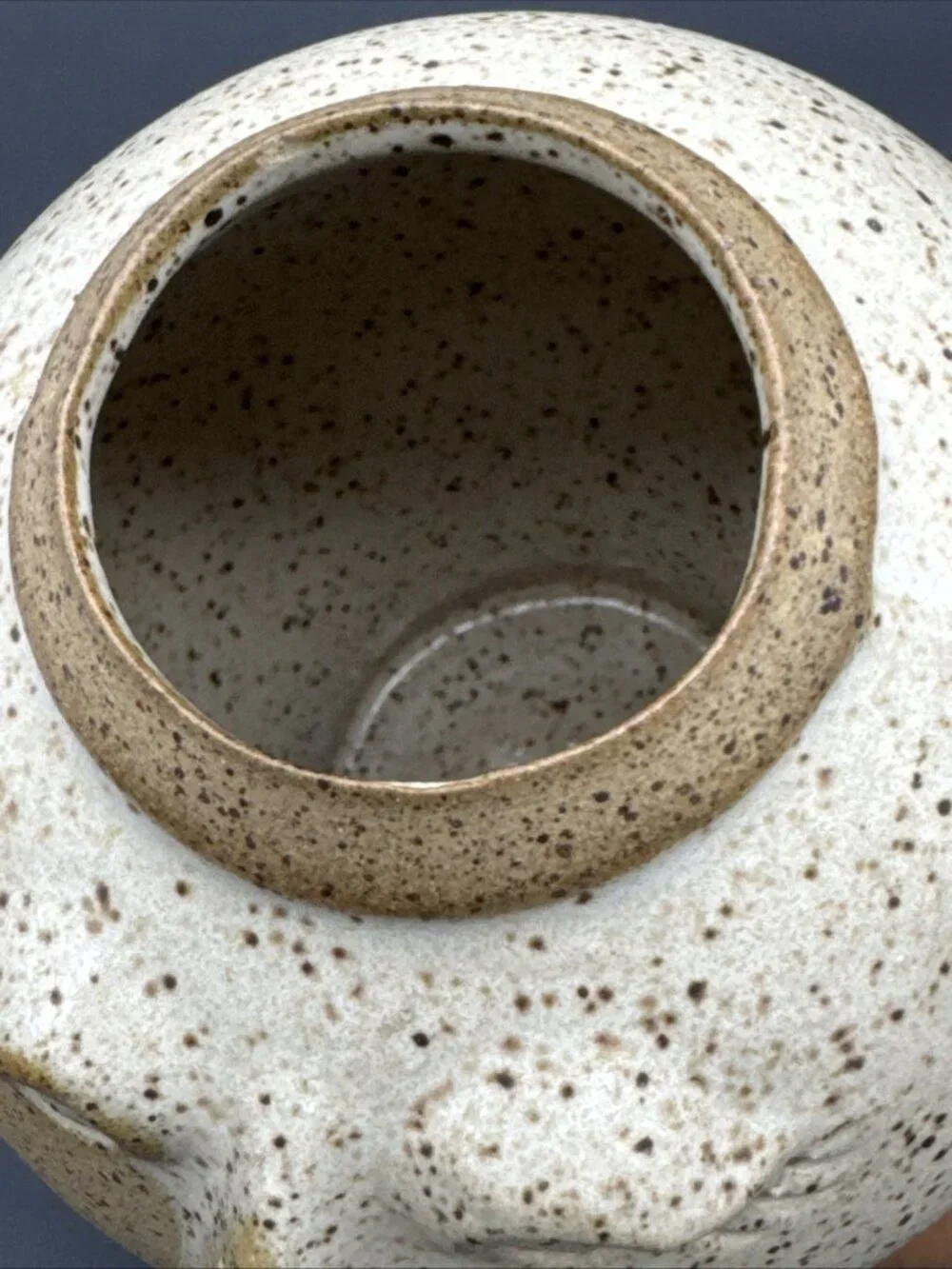 Studio Pottery Speckled Moon Face Style Vase Planter Unsigned Female Eyelash